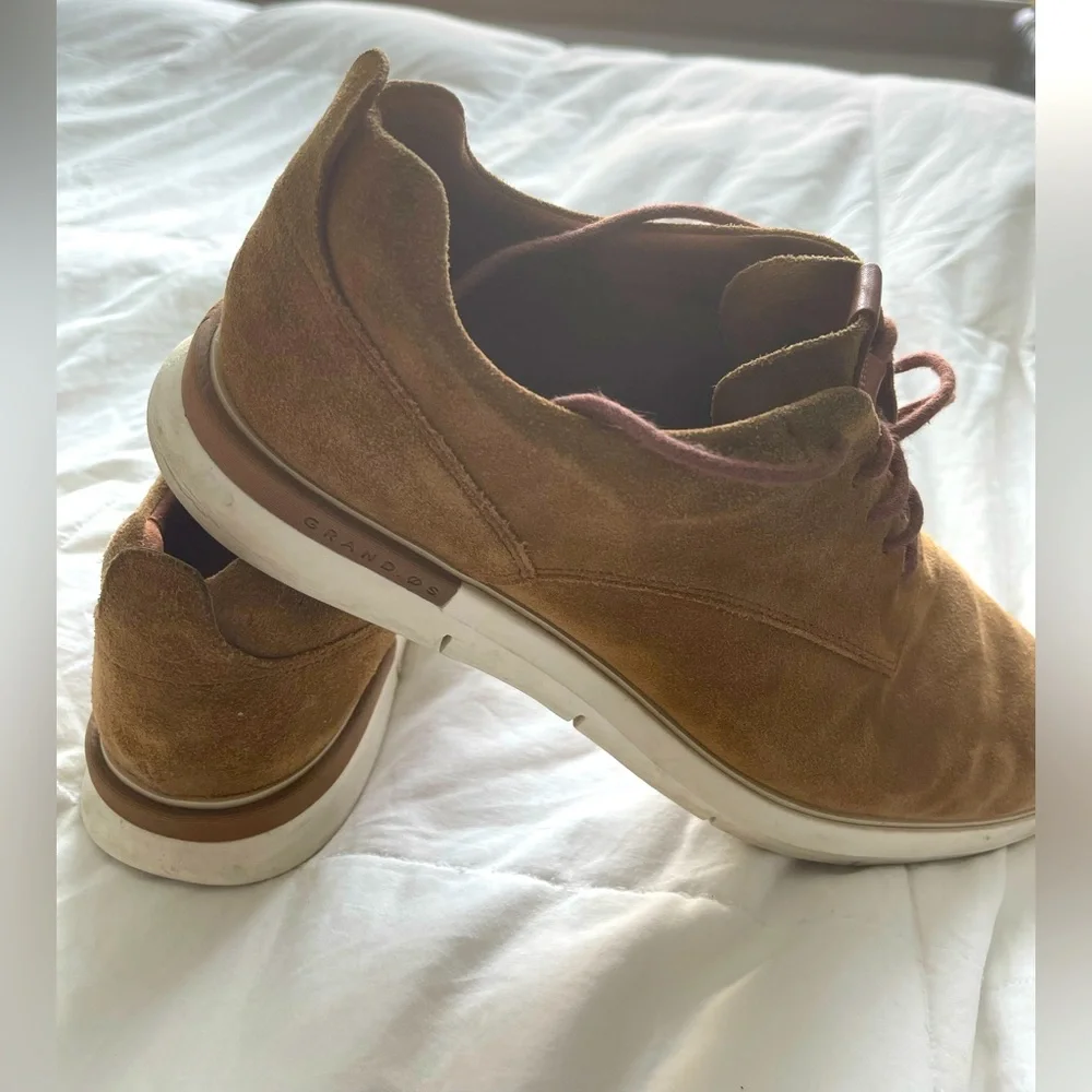 Suede - Picture 3 of 6